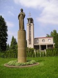 Socha Mistra Jana Husa a Husův sbor