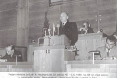 Josef Kujal (vlevo), 1949